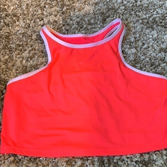 Fabletics - Picture 2 of 4